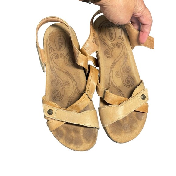 Taos Universe Camel Sandals Leather Z Strap Women's Size 37 US 6 - 6.5  Comfort - Picture 11 of 12